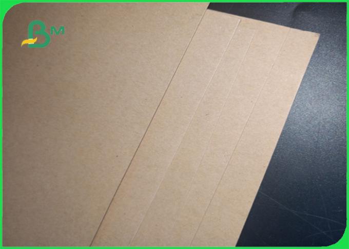 250gsm - papel marrón natural del trazador de líneas del FSC Kraft de la buena dureza 400gsm para embalar
