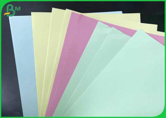 papel sin recubrimiento del color de los 70*100cm 70gsm 80gsm Woodfree para la impresión en offset