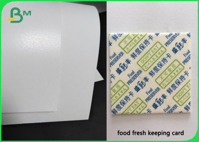 1 lado PE cubrió la fábrica desecante gruesa de papel de absorción del acondicionamiento de los alimentos de 420 G/M