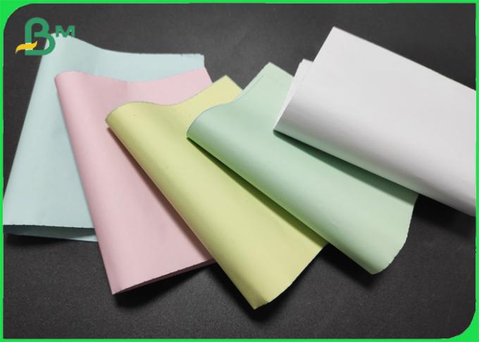 Papel colorido Rolls de NCR de los CF 55 de los CB 52 CFB 50 de la impresión del papel sin carbono de Digitaces