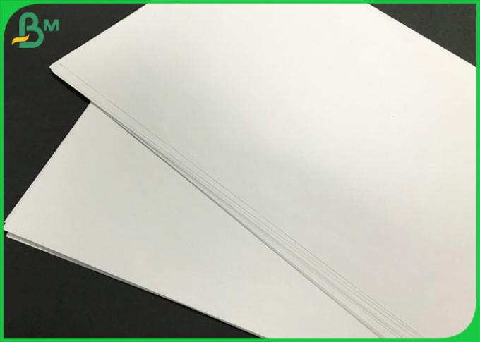 Bobinas de escritura blancas estupendas en offset sin recubrimiento de la garantía de la impresión 70g 80g 100g