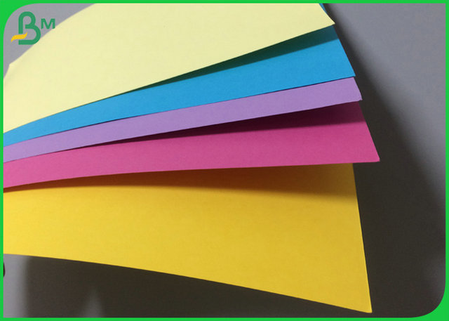 el color Bristol Card FSC de 240gsm 300gsm aprobó para la papiroflexia de los niños de la guardería