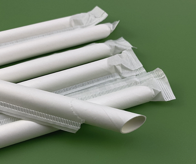 traje de papel de empaquetado de la categoría alimenticia 28gsm del color 28m m blanco de 27m m para envolver la paja