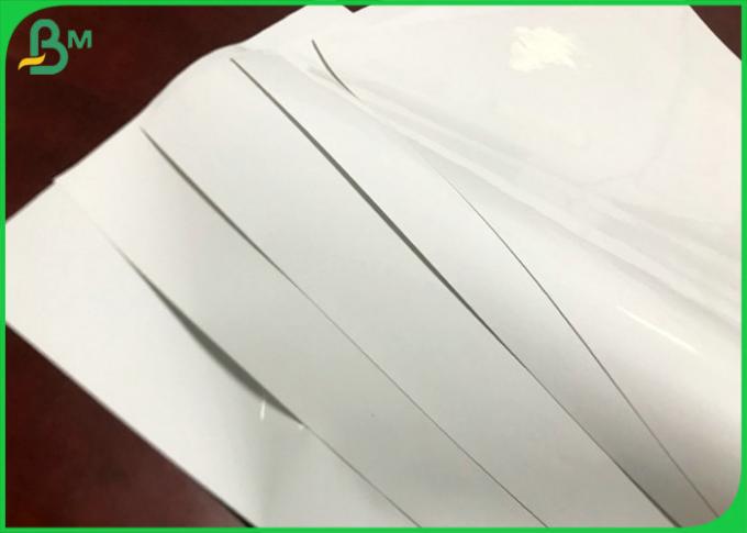 El molde grueso del espejo de 90GSM C1S cubrió el Libro Blanco Rolls para el material de las etiquetas