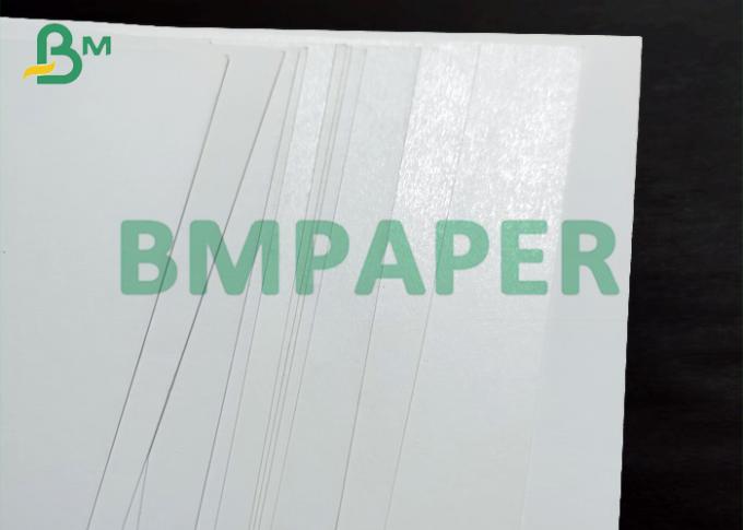 0.6m m 0.8m m PE cubrieron el papel liso de Beermat para la absorción de la humedad del agua