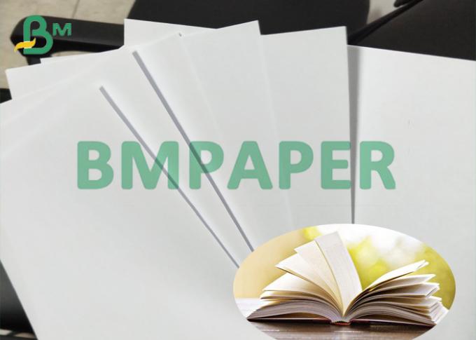 Alto papel sin recubrimiento brillante de Woodfree de la compensación 20# para la impresión industrial