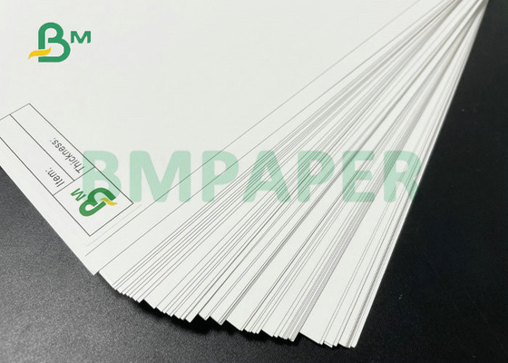 lados blancos Matt Coated Paper del color 2 de 250gsm 300gsm 640 x 900m m