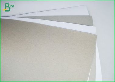 Tablero de papel a dos caras revestido ligero con la parte posterior 230gsm del gris para el formato de las camisas dentro