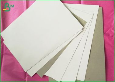 Doble las hojas a dos caras de papel del tablero del duplex de la impresión en offset de la parte posterior del gris del tablero para la caja de regalo
