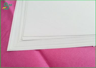 Imprimibilidad excelente sin recubrimiento de madera 100% del papel de imprenta de la Virgen para las cubiertas