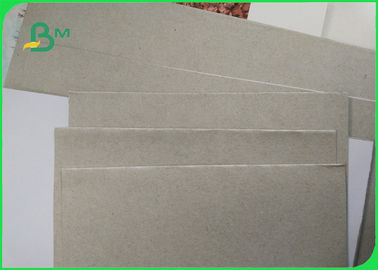 paquete a dos caras cubierto 250gsm del rollo de la cartulina de la parte posterior del gris del tablero, color blanco