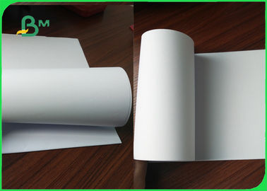 70 / 80gsm garantía blanca, papel sin recubrimiento de impresión en offset de Woodfree