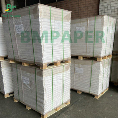 2.5mm 3mm Papel blanco rígido revestido de dos lados para pantallas de estantería 1,2 x 2,1 metros