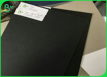 250gsm - 3m m ambos tablero de papel negro liso del lado para las cajas de cartón grandes