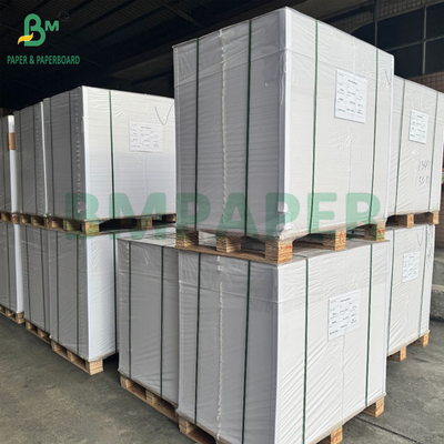 OBA Papel de offset sin revestimiento sin madera 40 gm 50 gm Hojas de papel de peso ligero