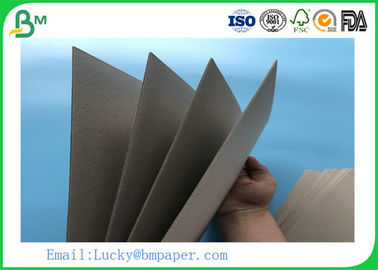 Califique un tablero gris del cartón de 300g 400g 500g 600g para las cubiertas del atascamiento de la caja