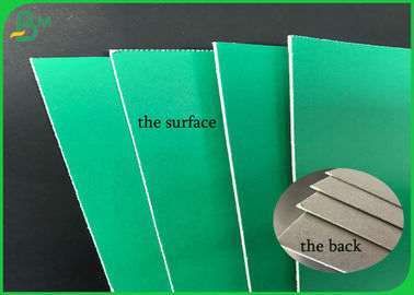 lado resistente plegable Grey Cardboard In Sheet verde revestido de 1.2m m un