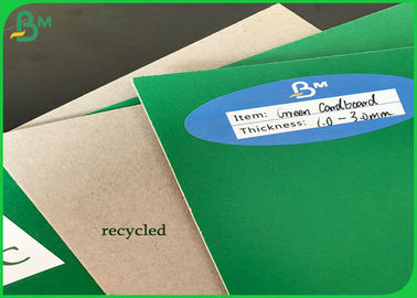 1m m a 3m m reciclaron la superficie verde con la cartulina trasera gris para el embalaje