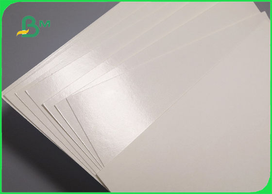 150 - 350gsm Cupstock PE cubrió el rollo de papel para la prenda impermeable 720m m de la taza de las bebidas
