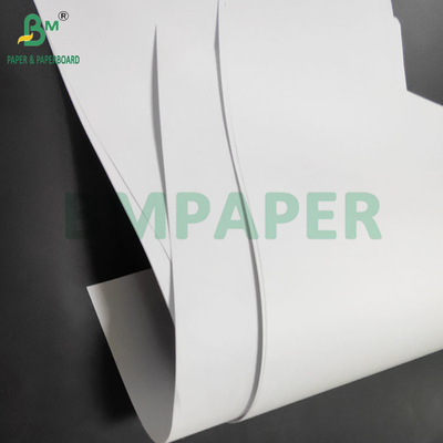 Papel de offset sin revestimiento de madera de 40 gramos de altura blanco para inserciones de libros 640 x 900 mm