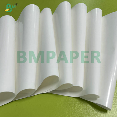 67 gramos Papel recubrido de cromo de una sola cara resistente a la congelación para etiquetas de cerveza 70 x 100 cm