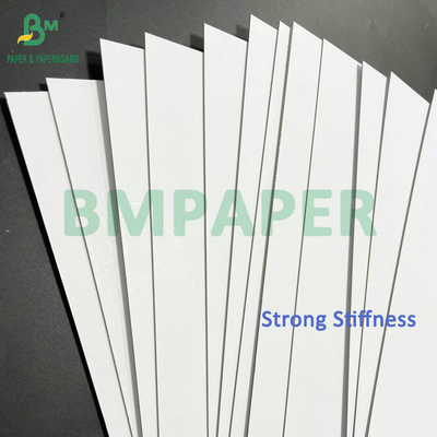 Fuerte rigidez 1 mm 1,5 mm Blanco superior Blanco trasero cartón duro laminado