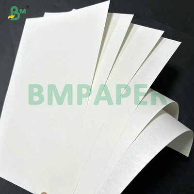 Papel Kraft blanco blanqueado sin revestimiento para bolsas de compras de 70 x 100 cm