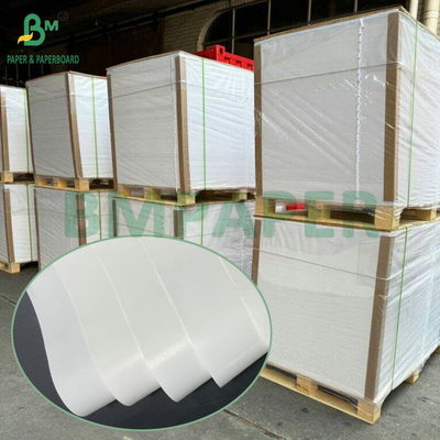 67 grs 70 grs Papel blanco impermeable de alta resistencia a la humedad para etiquetas de bebidas