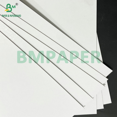 Buena rigidez 1 mm 2 mm de cartón laminado con ambos lados blanco gris medio