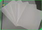 papel blanco virginal de 40gsm 50gsm 60gsm Kraft en los carretes para la caja de empaquetado