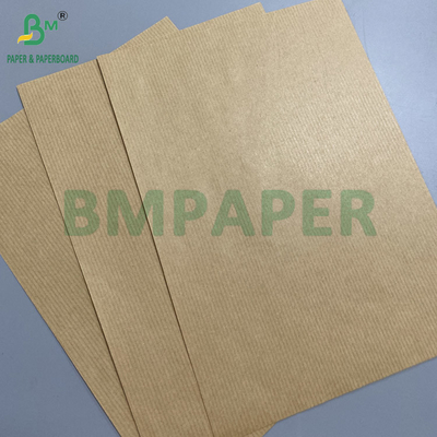 80 gramos de papel Kraft de color marrón rayado envoltorio de regalo de un lado Brillo excelente resistencia