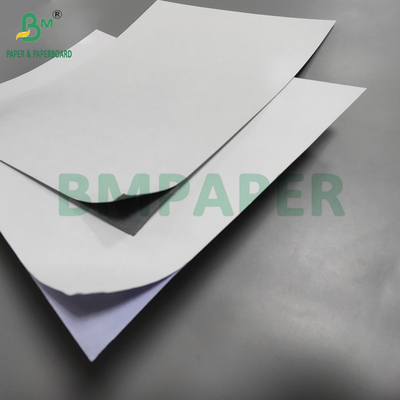 300 gm 320 gm C2S Papel de núcleo azul negro para juego de cartas 71 x 95cm