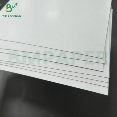 Tablero de caja recubierto de arcilla blanca brillante 1 mm para cartón y caja