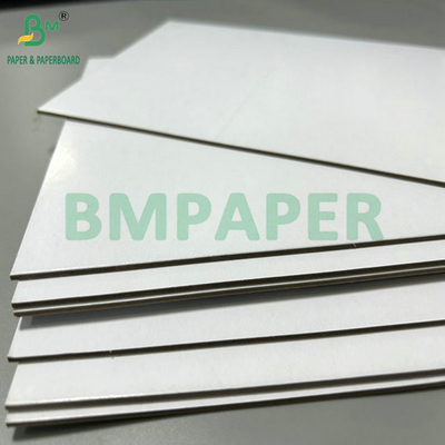 2.5mm 3mm Papel blanco rígido revestido de dos lados para pantallas de estantería 1,2 x 2,1 metros