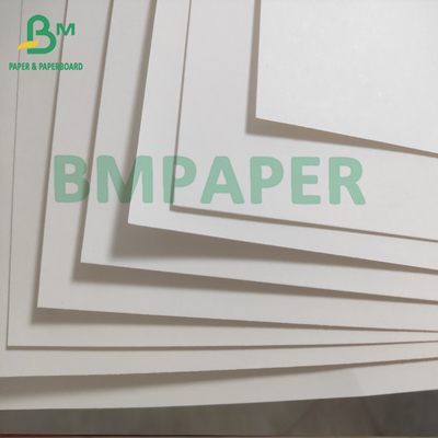 Papel de embalaje blanco para alimentos Papel Kraft blanqueado sin revestimiento para bolsas de papel