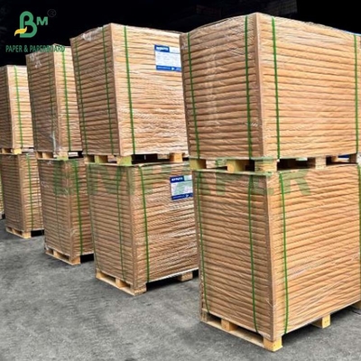 0.6MM 0.7MM Papel absorbente sin recubrimiento para montacargas Material 900 x 1194mm