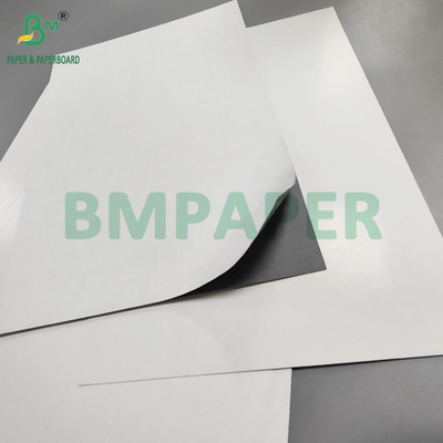 310 gramos de papel negro para tarjetas de juego 550 x 790 mm Superior liso