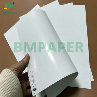 23x29' 310gr 330gr Papel de núcleo negro de revestimiento lateral para la impresión de tarjetas de juego