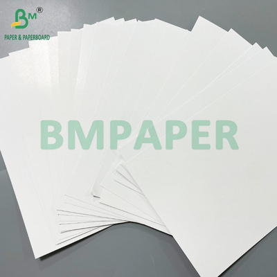 300GSM 320GSM Papel de tarjetas de juego C2S de núcleo azul de alta resistencia para tarjetas de juego