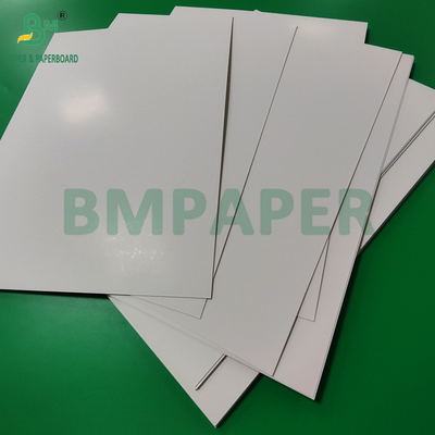 270 gm 330 gm FBB GC1 Cartón para cajas farmacéuticas 61 x 156 cm Durable