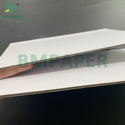 3 mm de doble cara de cartón de alquitrán blanco de espesor sólido 787 mm x 1092 mm