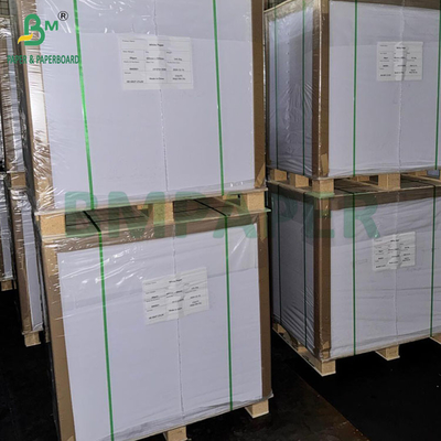Papel de libro de madera virgen de gran volumen 65 g 70 g 75 g en hojas o en carretes