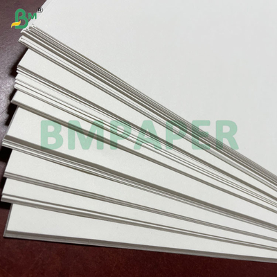 Papel de libro de madera virgen de gran volumen 65 g 70 g 75 g en hojas o en carretes