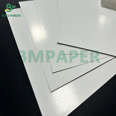 Papel de póquer de 2 lados de recubrimiento brillante de 300 gramos con núcleo azul 71 x 65 cm