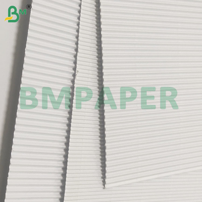 Hojas de papel ondulado blanco de tres capas para el embalaje doméstico
