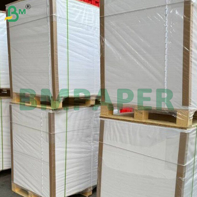 Hojas de papel C2S de doble cara brillante de 300 g para impresión de carteles