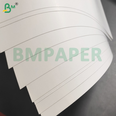 C1S Papel cromado de un lado con recubrimiento brillante de 70 gramos para la impresión de etiquetas