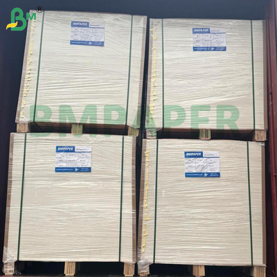 300 Gsm Papel de cartas de juego de alta rigidez de doble lado Blanco recubierto de núcleo negro 635 * 940mm para tarjeta Stratch