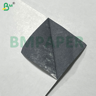 300 Gsm Papel de cartas de juego de alta rigidez de doble lado Blanco recubierto de núcleo negro 635 * 940mm para tarjeta Stratch