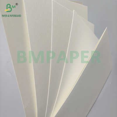 60gm 80gm Material de alta fibra Ultra alta tensión Papel Kraft blanco para el embalaje